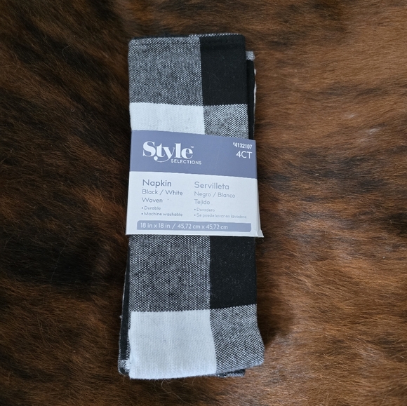 Buffalo plaid Napkin 4pc - Picture 1 of 3